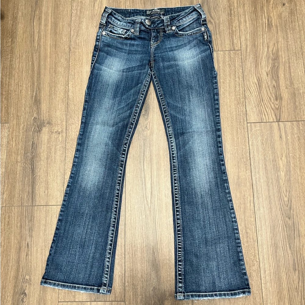 Siver Jeans Co. Tuesday low rise slim bootcut jeans